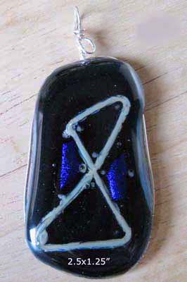 Pendant #017N (enlarged view)